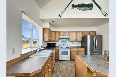 1050 Ocean Shores Boulevard, Ocean Shores, WA 98569 - Photo 8