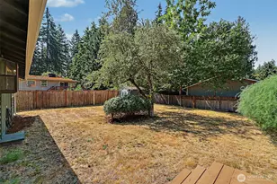 14205 154 Ave SE, Renton, WA 98059 - Photo 26