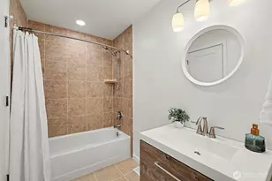 14205 154 Ave SE, Renton, WA 98059 - Photo 14
