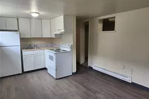 1017 4th St, Bremerton, WA 98337 - Photo 2