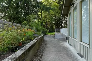 5204 53rd St W, University Place, WA 98467 - Photo 28