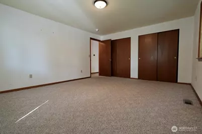 5204 53rd Street W, University Place, WA 98467 - Photo 10