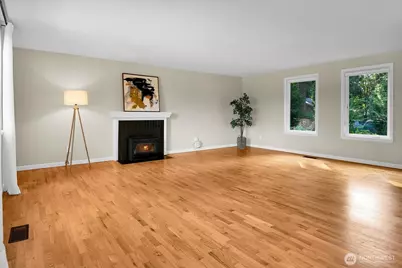 6116 123rd Avenue NE, Kirkland, WA 98033 - Photo 2