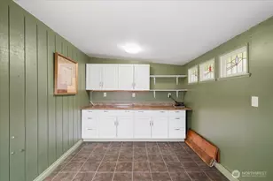 209 Emery Ave N, South Prairie, WA 98385 - Photo 34