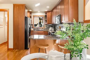 2340 44th Ave SW, Seattle, WA 98116 - Photo 8