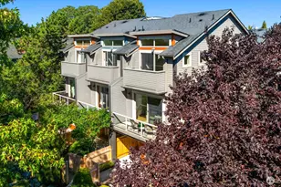 2340 44th Ave SW, Seattle, WA 98116 - Photo 2