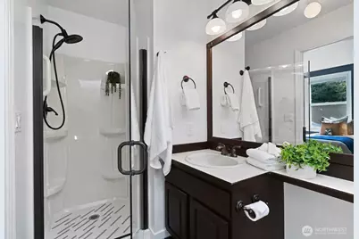 3802 25th Avenue W #4G, Seattle, WA 98199 - Photo 18