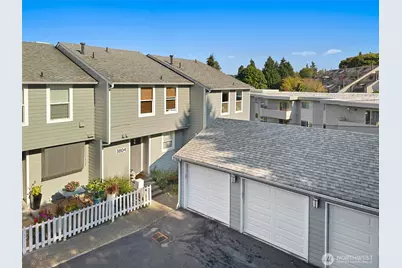 3802 25th Avenue W, Seattle, WA 98199 - Photo 1
