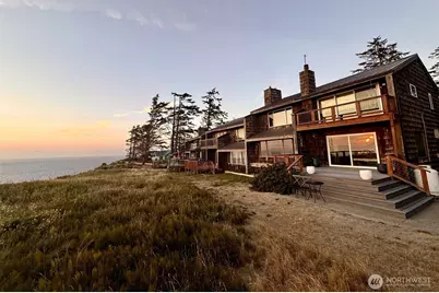 2285 W Beach Road #C, Oak Harbor, WA 98277 - Photo 34