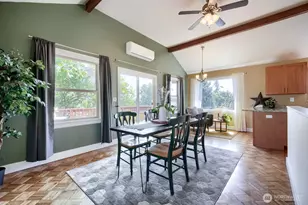 909 SW Langston Rd, Renton, WA 98057 - Photo 8