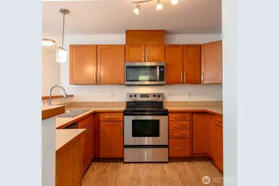 4050 S 212th Court #B, SeaTac, WA 98198 - Photo 6