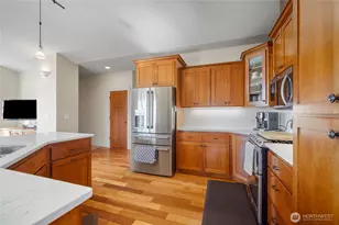 5675 Meadow View Ct, Ferndale, WA 98248 - Photo 8