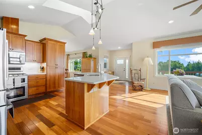5675 Meadow View Court, Ferndale, WA 98248 - Photo 6
