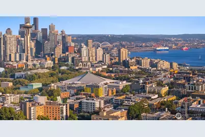 307 W Highland Drive, Seattle, WA 98119 - Photo 2