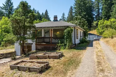 205 N Maple Hill Road, Kelso, WA 98626 - Photo 1