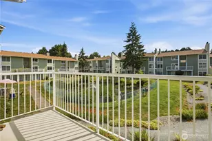 22240 24th Ave S, Des Moines, WA 98198 - Photo 18