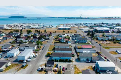 903 27th Street #2, Anacortes, WA 98221 - Photo 26