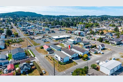 903 27th Street #2, Anacortes, WA 98221 - Photo 2