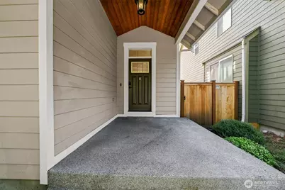 816 124th Street Ct E, Tacoma, WA 98445 - Photo 2