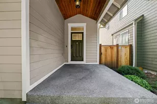 816 124th St Ct E, Tacoma, WA 98445 - Photo 2