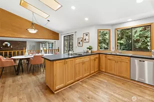 14818 NE 198th St, Woodinville, WA 98072 - Photo 12