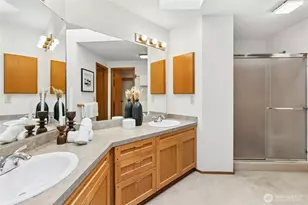 14818 NE 198th St, Woodinville, WA 98072 - Photo 26