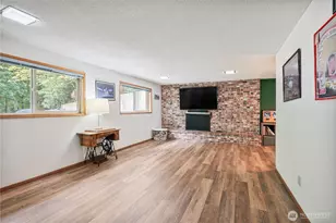 2337 W Hills Dr, Longview, WA 98632 - Photo 18