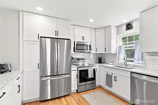 4626 N 13th St, Tacoma, WA 98406 - Photo 12