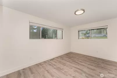 12707 89th Place NE, Kirkland, WA 98034 - Photo 16