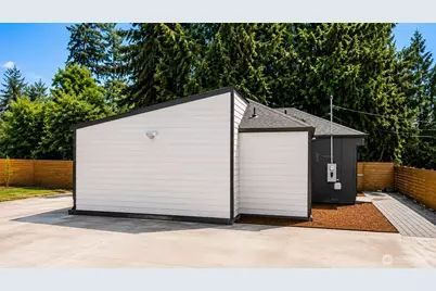 11232 1st Avenue S, Seattle, WA 98168 - Photo 30