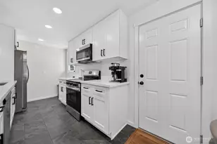 233 S 301st St, Federal Way, WA 98003 - Photo 12