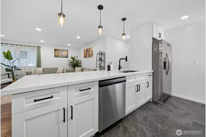233 S 301st Street, Federal Way, WA 98003 - Photo 10
