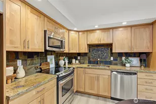 4116 California Ave SW, Seattle, WA 98116 - Photo 10
