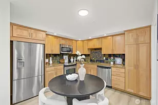 4116 California Ave SW, Seattle, WA 98116 - Photo 8