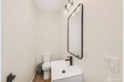 7776 Highland Park Way SW #B, Seattle, WA 98106 - Photo 10