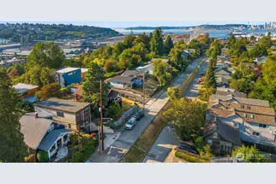 4131 21st Avenue SW, Seattle, WA 98106 - Photo 28
