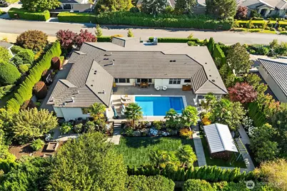 9040 NE 14th Street, Clyde Hill, WA 98004 - Photo 32