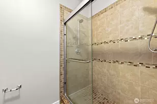 401 S 51st Ct, Renton, WA 98055 - Photo 24