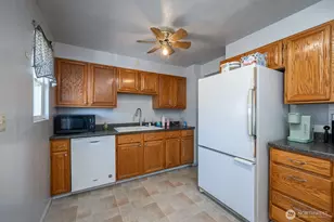 1308 N Buell Dr, Moses Lake, WA 98837 - Photo 10