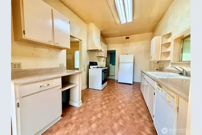 1919 Guy Wetzel Road, Port Orchard, WA 98366 - Photo 14