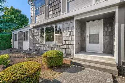 8626 Onyx Drive SW #D, Lakewood, WA 98498 - Photo 2