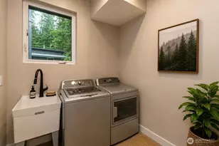 14886 Wilkeson Spiketon Road E, Wilkeson, WA 98396 - Photo 8