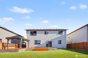 924 S 134th St, Tacoma, WA 98444 - Photo 2