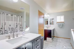 4651 Nooksack Loop, Mount Vernon, WA 98273 - Photo 18