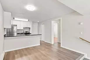 9484 Redmond-Woodinville Road NE, Redmond, WA 98052 - Photo 8