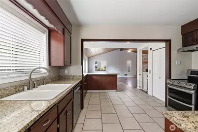 1319 196th Place SE, Bothell, WA 98012 - Photo 14