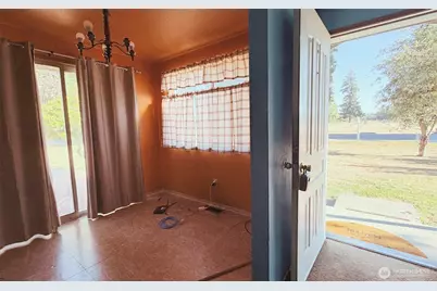 20291 Aliston Lane, Burlington, WA 98233 - Photo 4