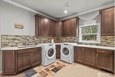 6207 184th Avenue E, Bonney Lake, WA 98391 - Photo 34