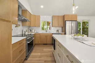 8820 194th St SW, Edmonds, WA 98026 - Photo 12