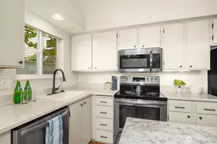 1915 42nd Ave E, Seattle, WA 98112 - Photo 14